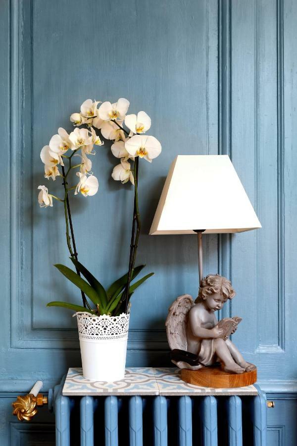 L'Aristoloche Apartment ซาลอนส์-เลส์-แบ็งส์ ภายนอก รูปภาพ